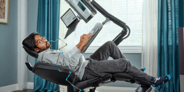 Abu Dabi’deki 144 katlı gökdelen böyle yıkıldı