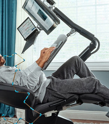 Abu Dabi’deki 144 katlı gökdelen böyle yıkıldı