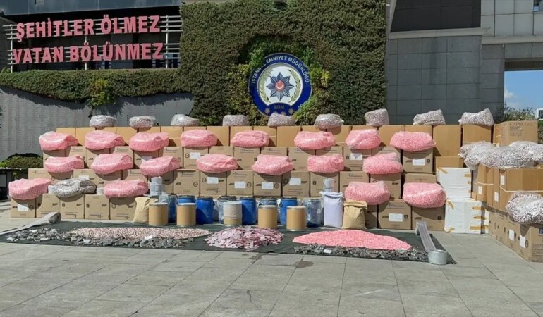 İstanbul'da 3,8 Milyon Sentetik Uyuşturucu Hap Ele Geçirildi