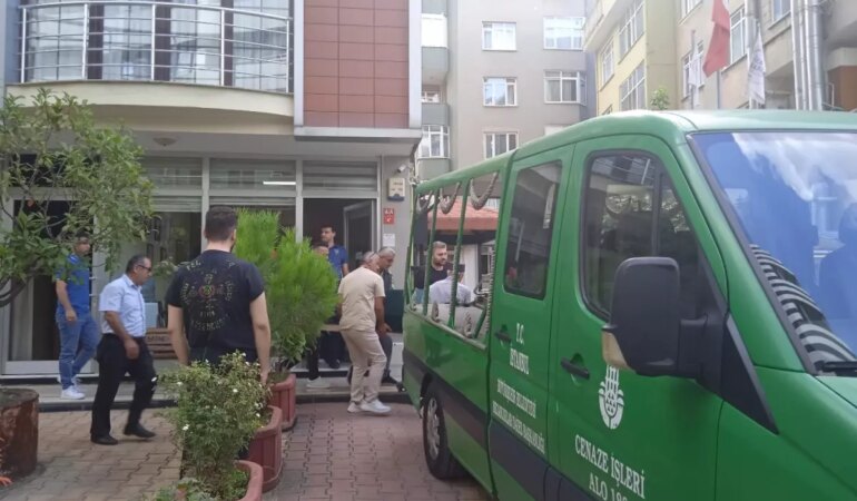 Kadıköy'de özel bir kız öğrenci yurdunda şüpheli ölüm