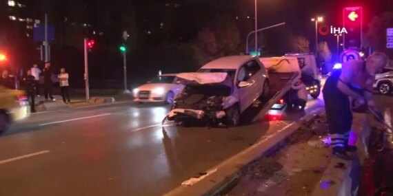 Kartal’da Kırmızı Işık İhlali: 3 Yaralı, Sürücü Kaçtı