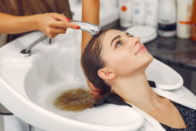 Ünlü isimler bundan vazgeçemiyor! Bacaklarınızı kuru fırçalarsanız…